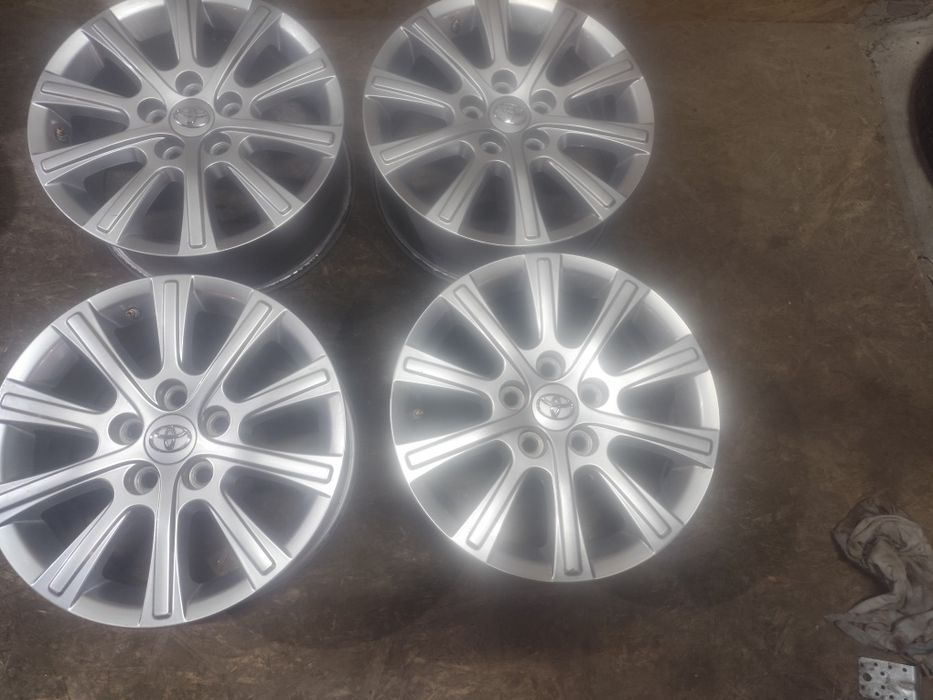 Титани R16 (5*114,) Тайота