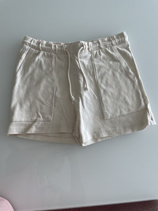 Calções bege pull&bear tamanho S