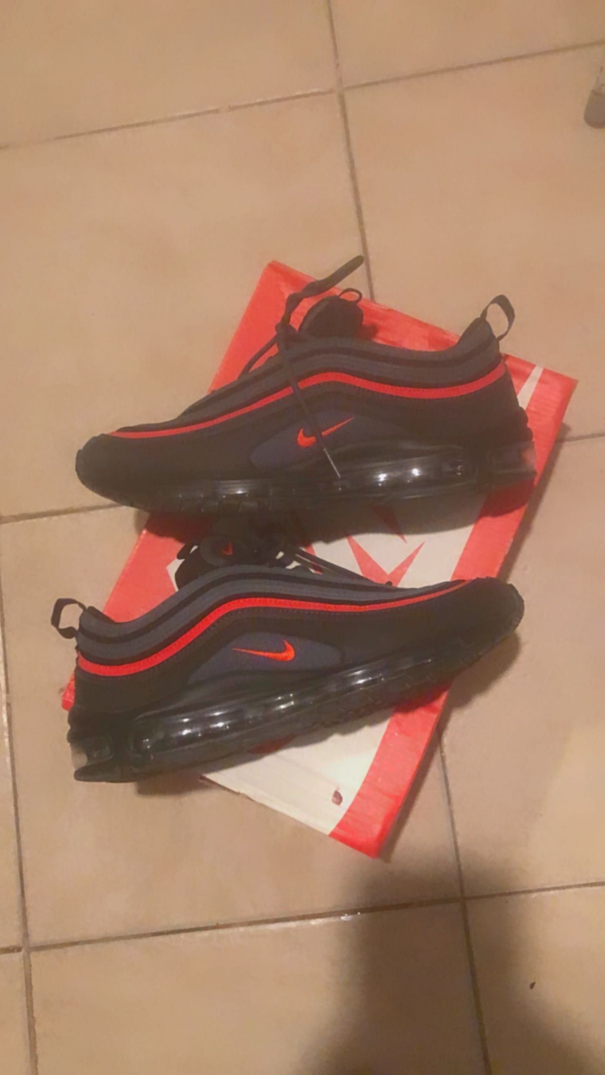 Air Max 97 vermelho preto 2024