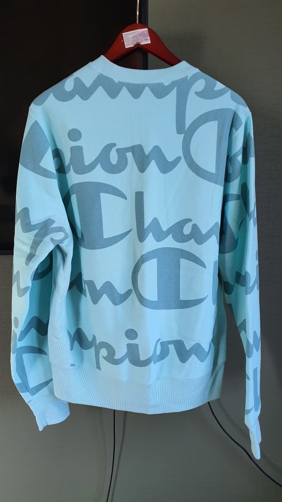 Продам кофту Champion