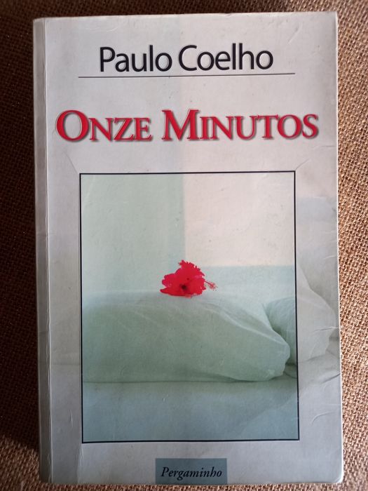 Livro 11 minutos de Paulo Coelho