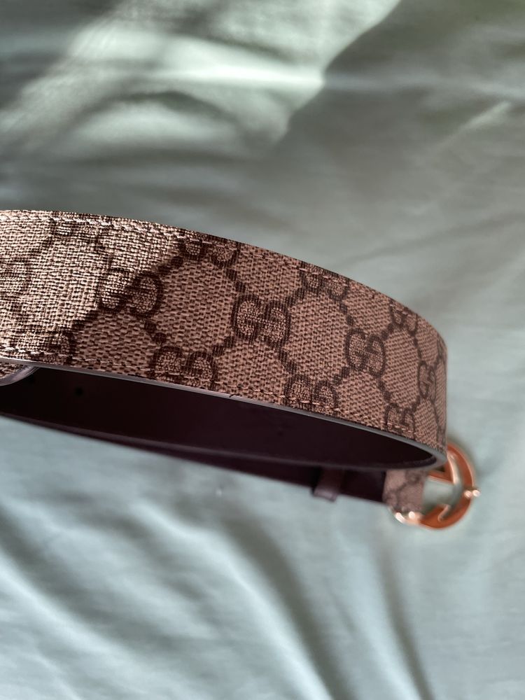 GUCCI Pasek GG Supreme Roz. 85