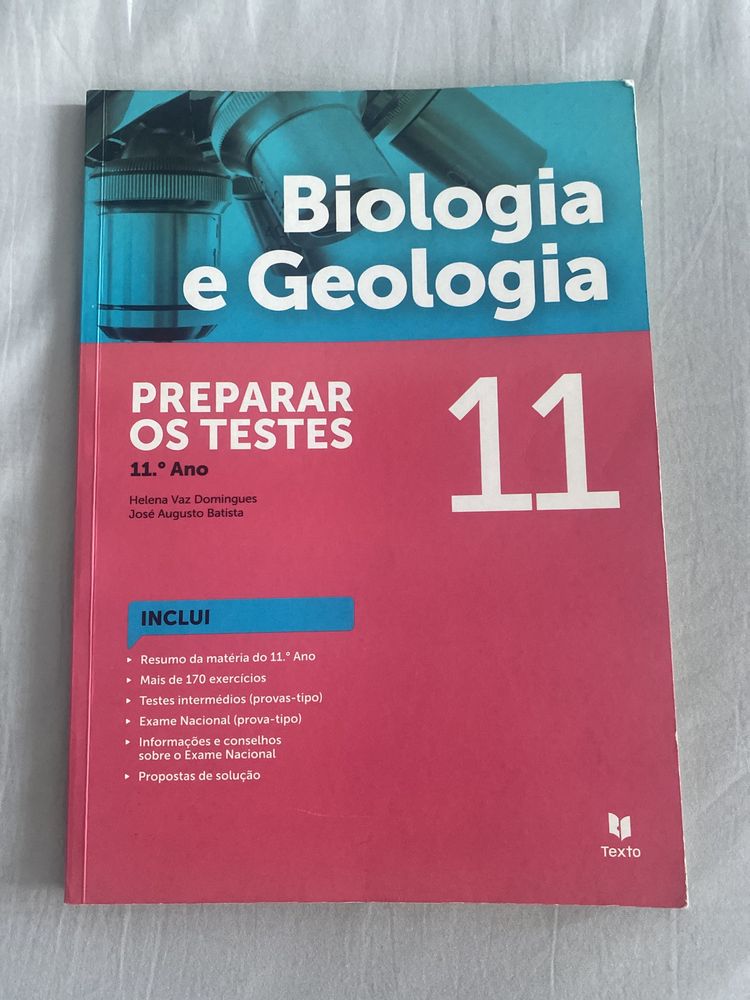 Livro preparar os testes biologia e geologia 11