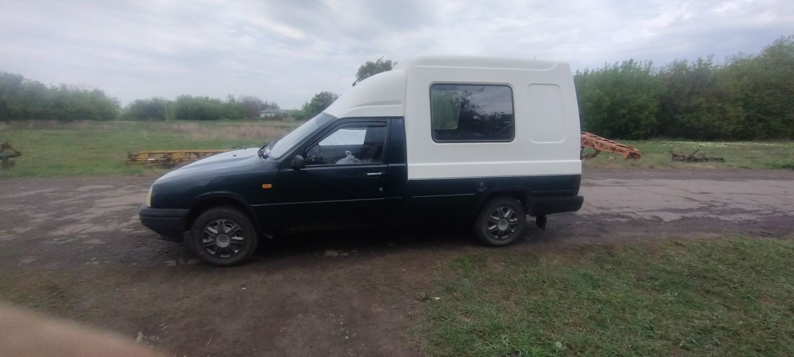 Продам ИЖ Ода 2717