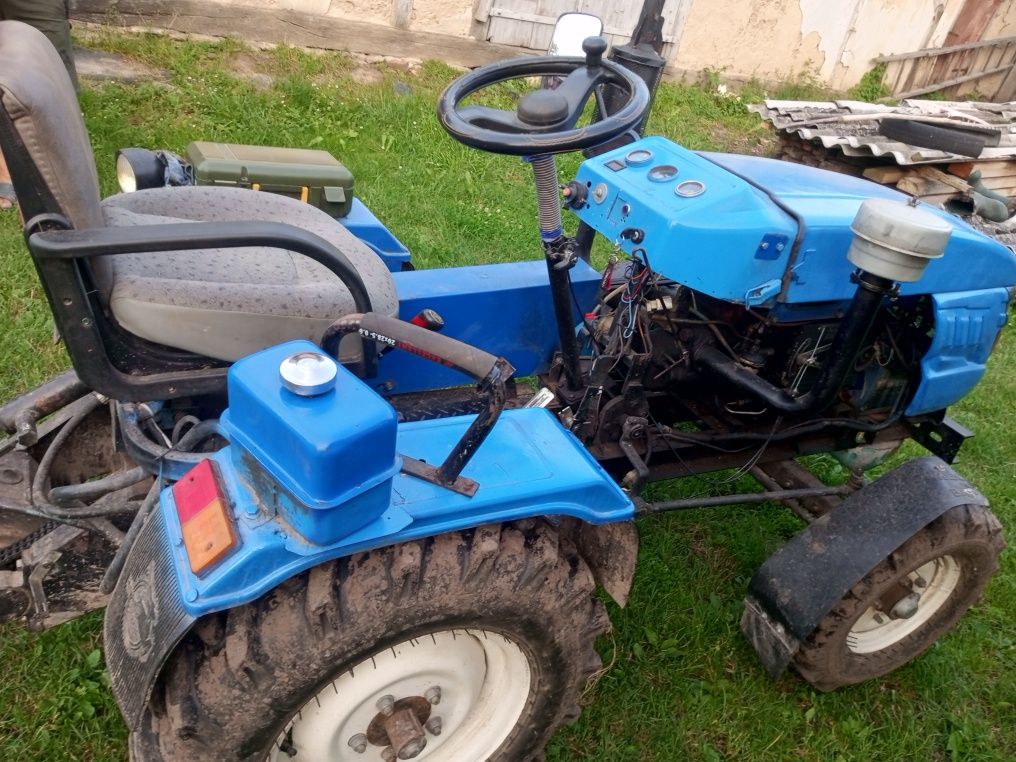 Продам трактор Булат