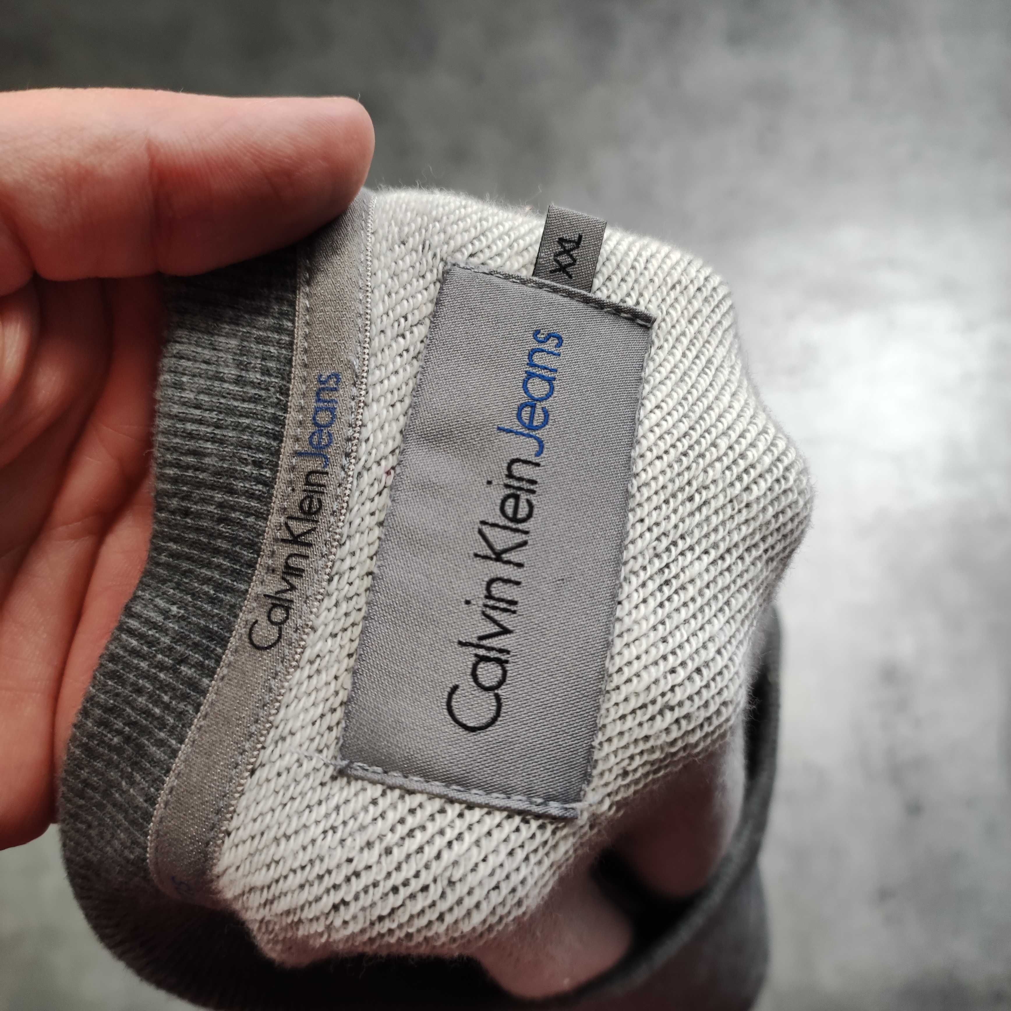 MĘSKA Bluza bez Kaptura Duże Logo 3D Calvin Klein Jeans Szara Casual