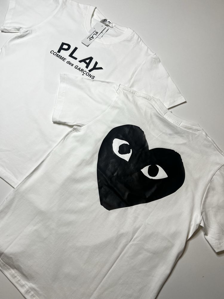 Футболка Comme Des Garcons , cdg