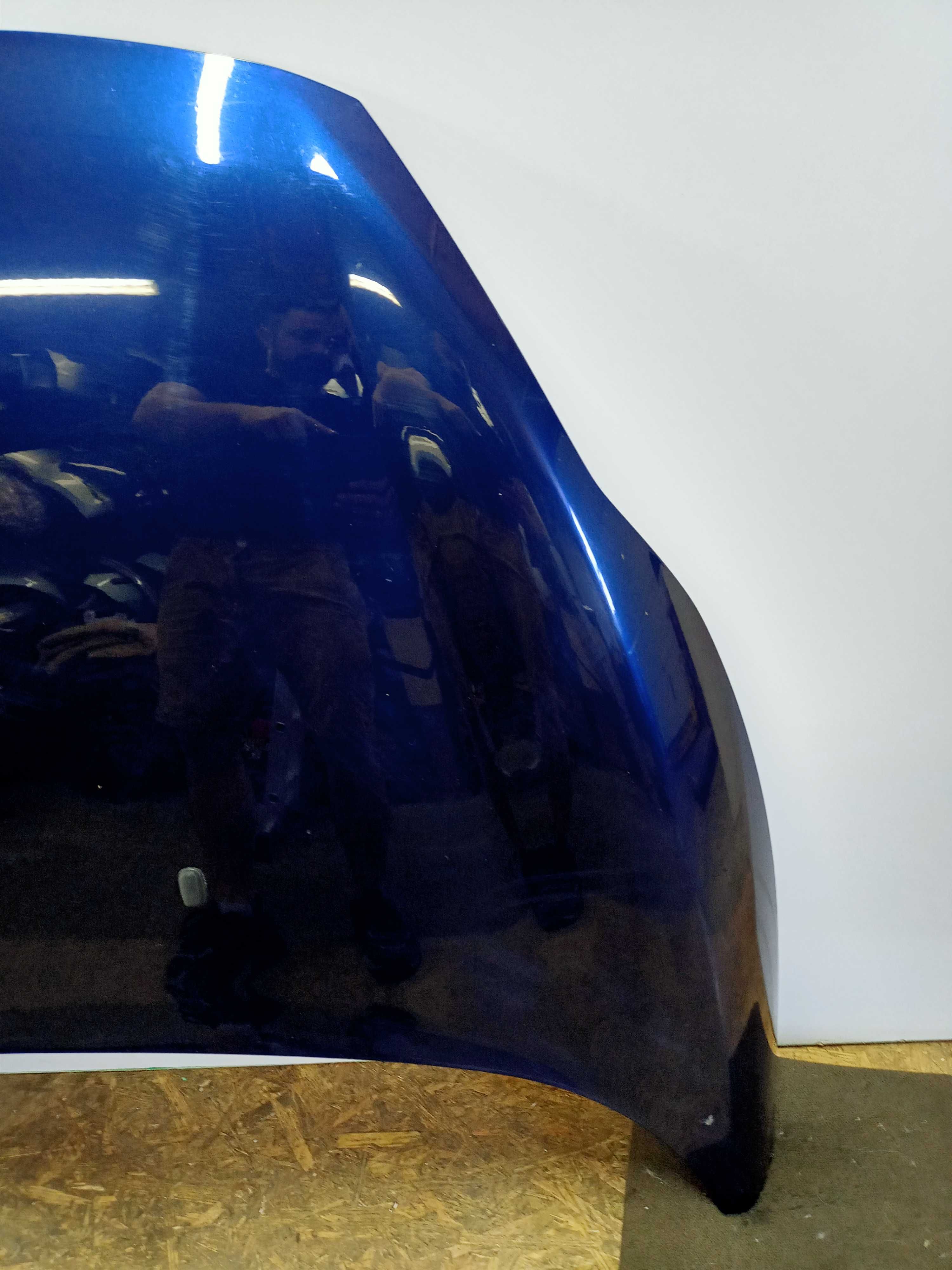 Ford Fiesta MK7 maska przód przednia kolor B9 granatowa oryginał