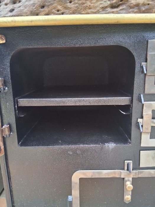 Fogão antigo rústico (restaurado)