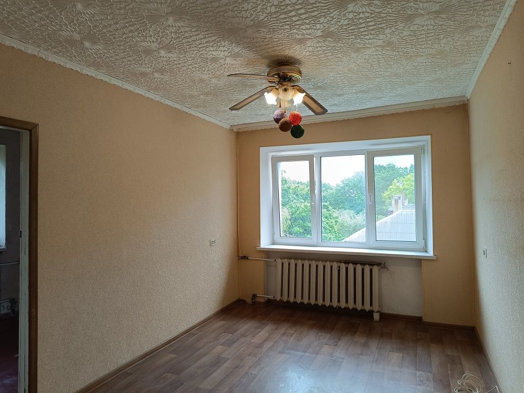 Продаж 3-кімнатної квартири в пгт Кочеток