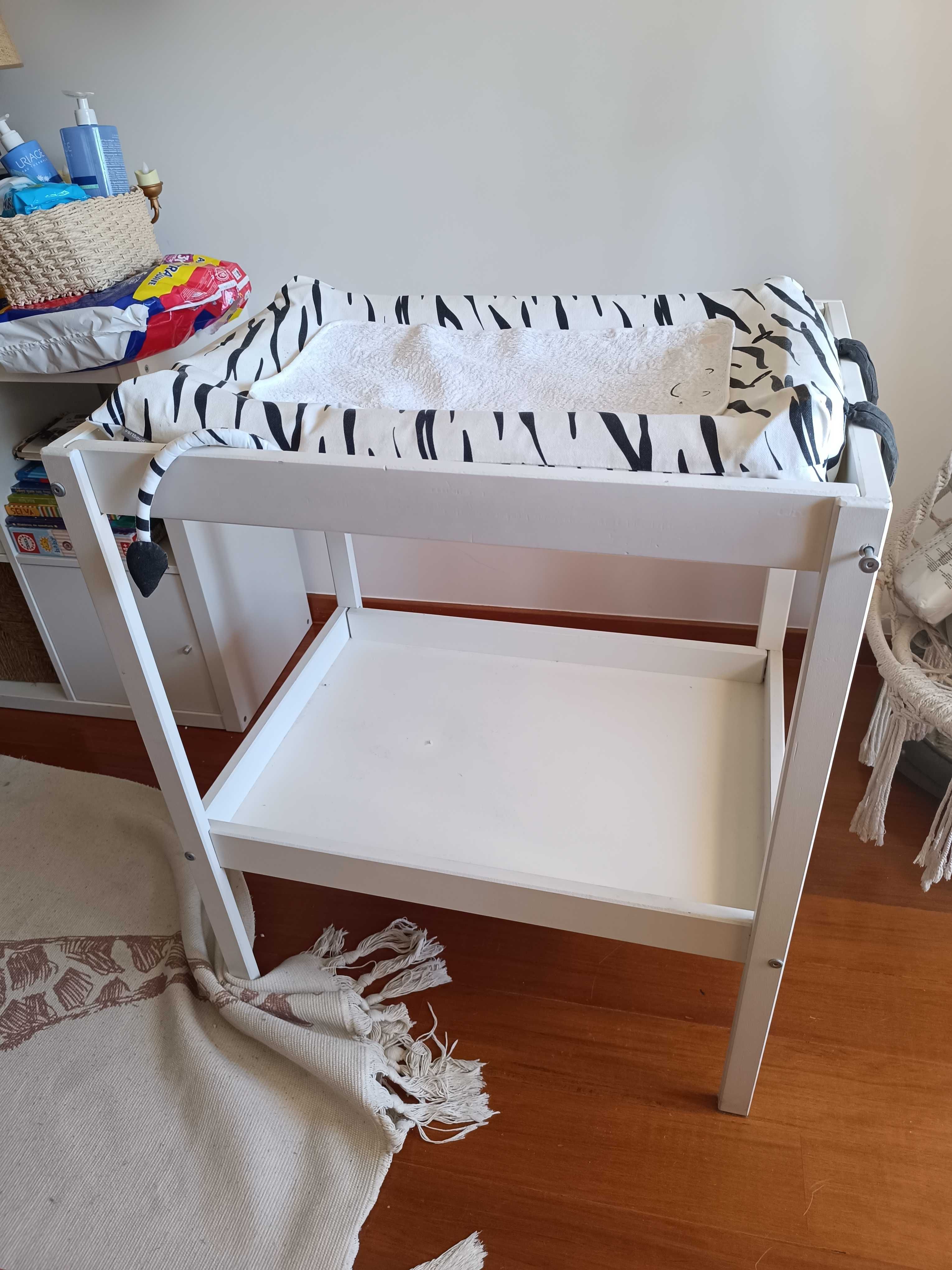 CAMA bebé (Madeira maciça branco) + OFERTA Trocador