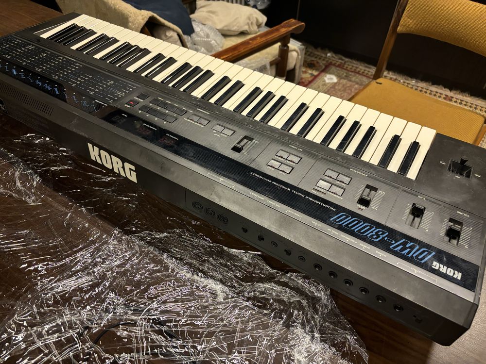 Syntezator korg dw-8000