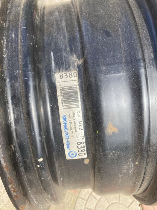 Продам Комплект 4 шт