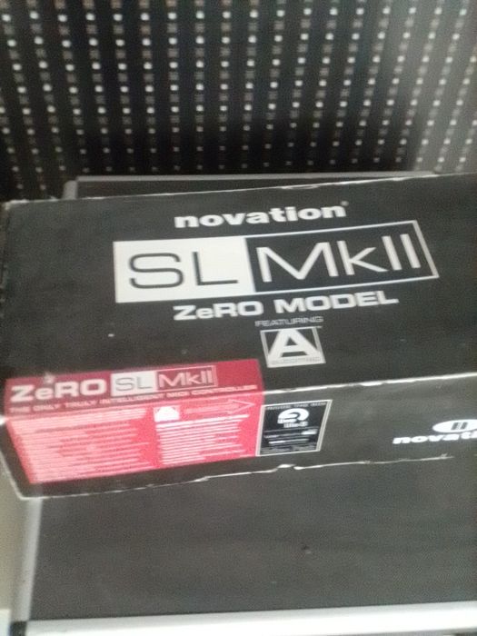 Midi novation SL MKII
