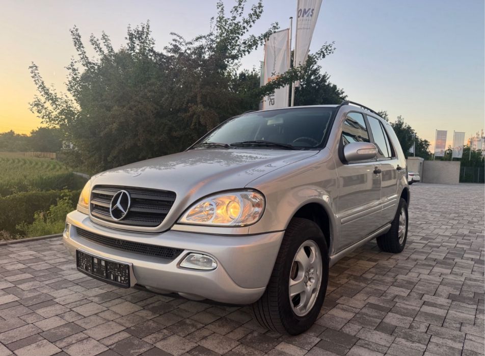 Розборка ML W163 Запчастини W163