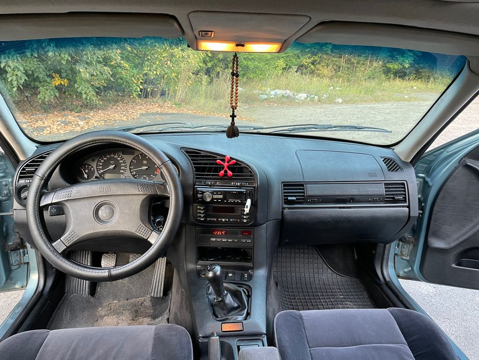 БМВ е36!2.0 бензин