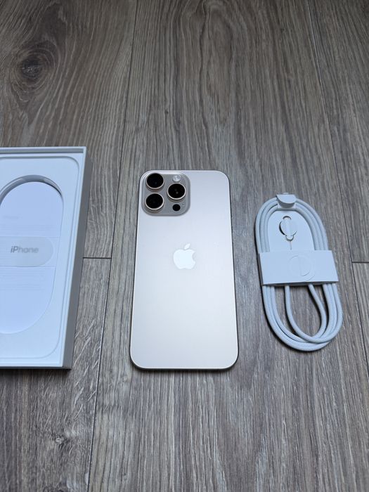 IPhone 16 PRO MAX 256GB złoty 100% bateria