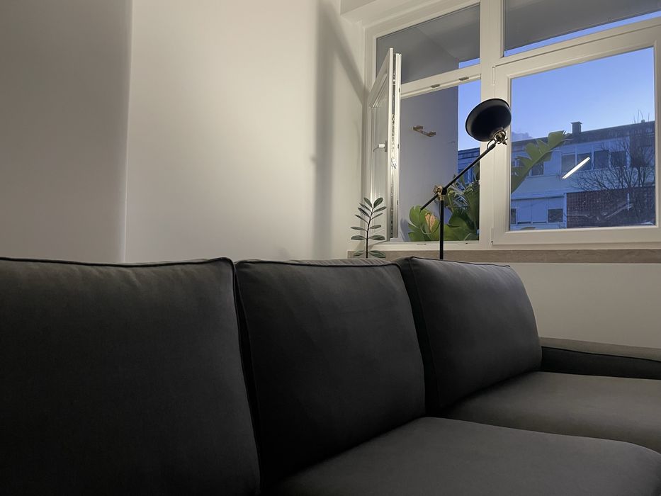 Sofá com chaise longue