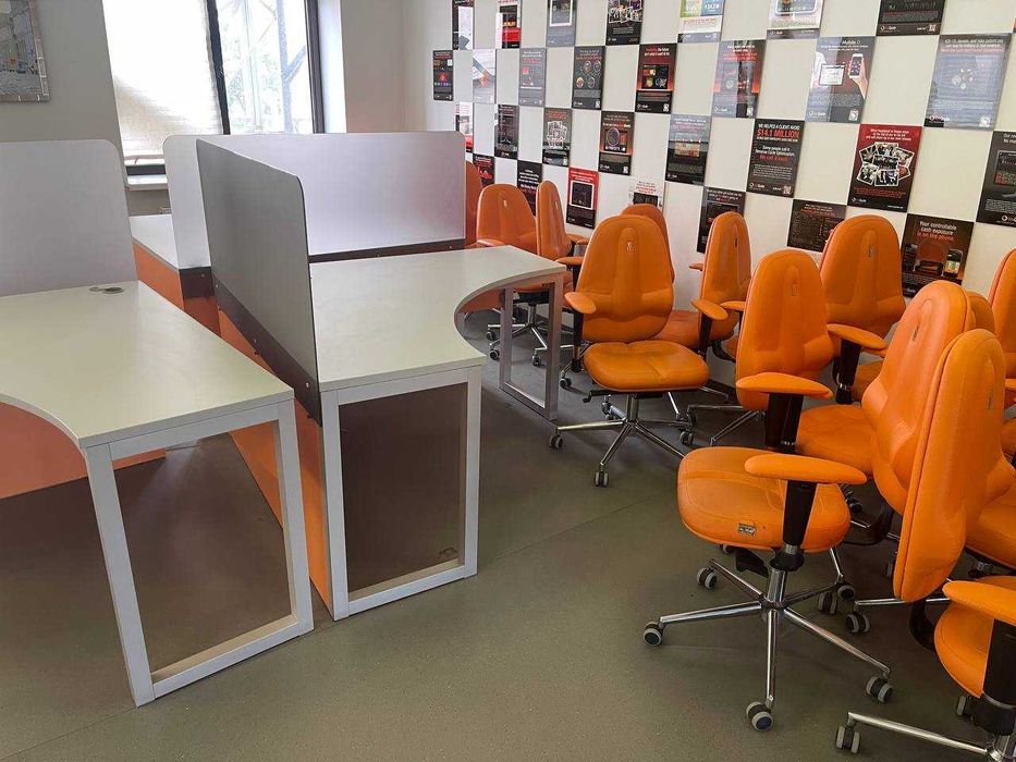 рабочие места столи тумби крісла в количестве