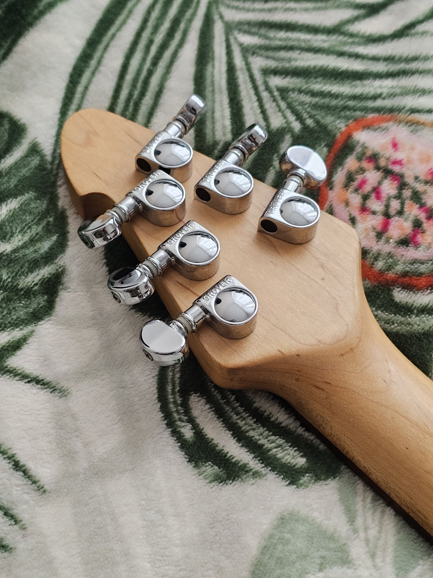 Gitara elektryczna