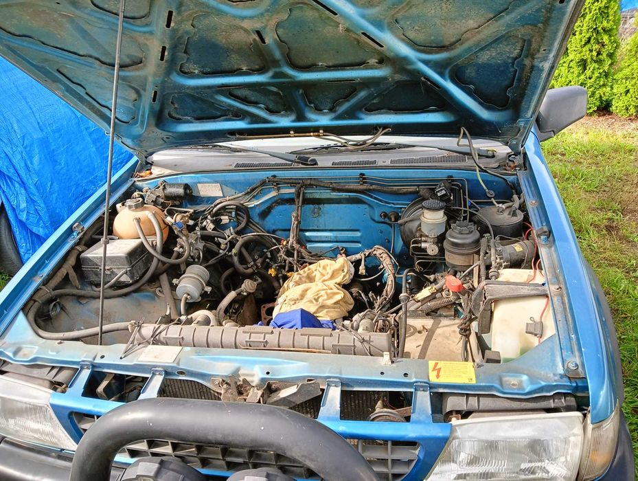 Opel Frontera 2.4- uszkodzony silnik