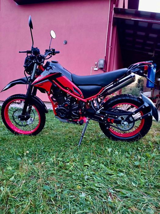 Spark Tracker 250 майже новий