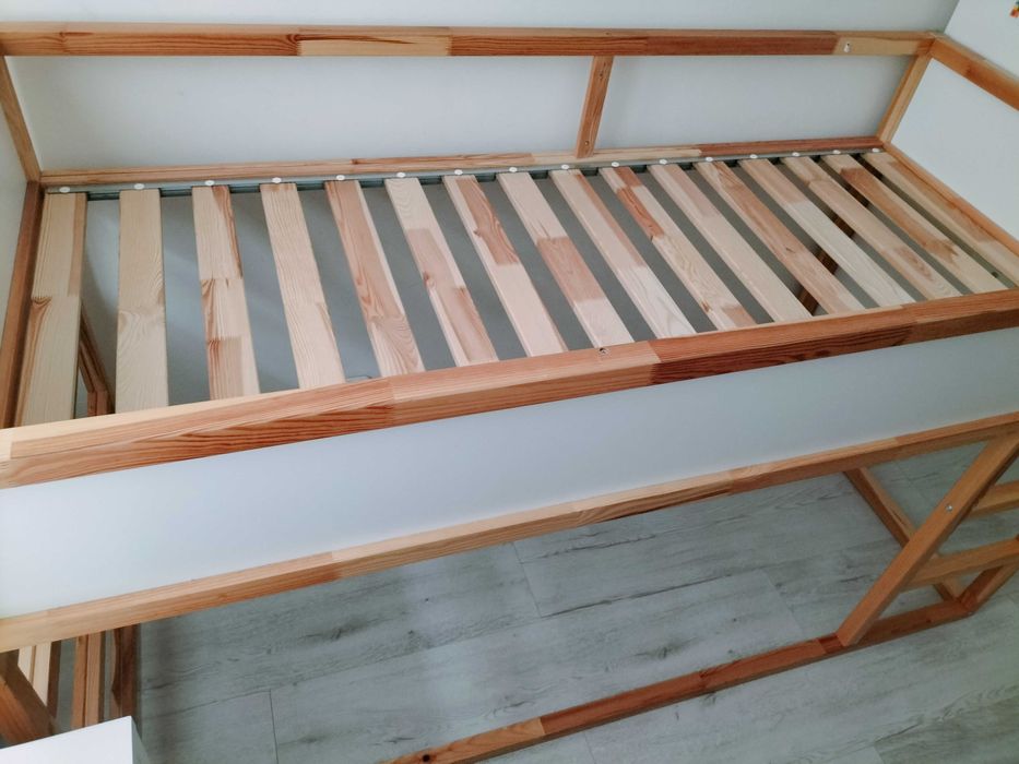 Łóżko dziecięce ( kura ikea)