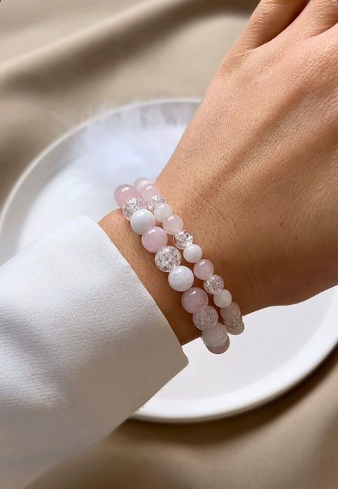 Браслети з натурального каміння