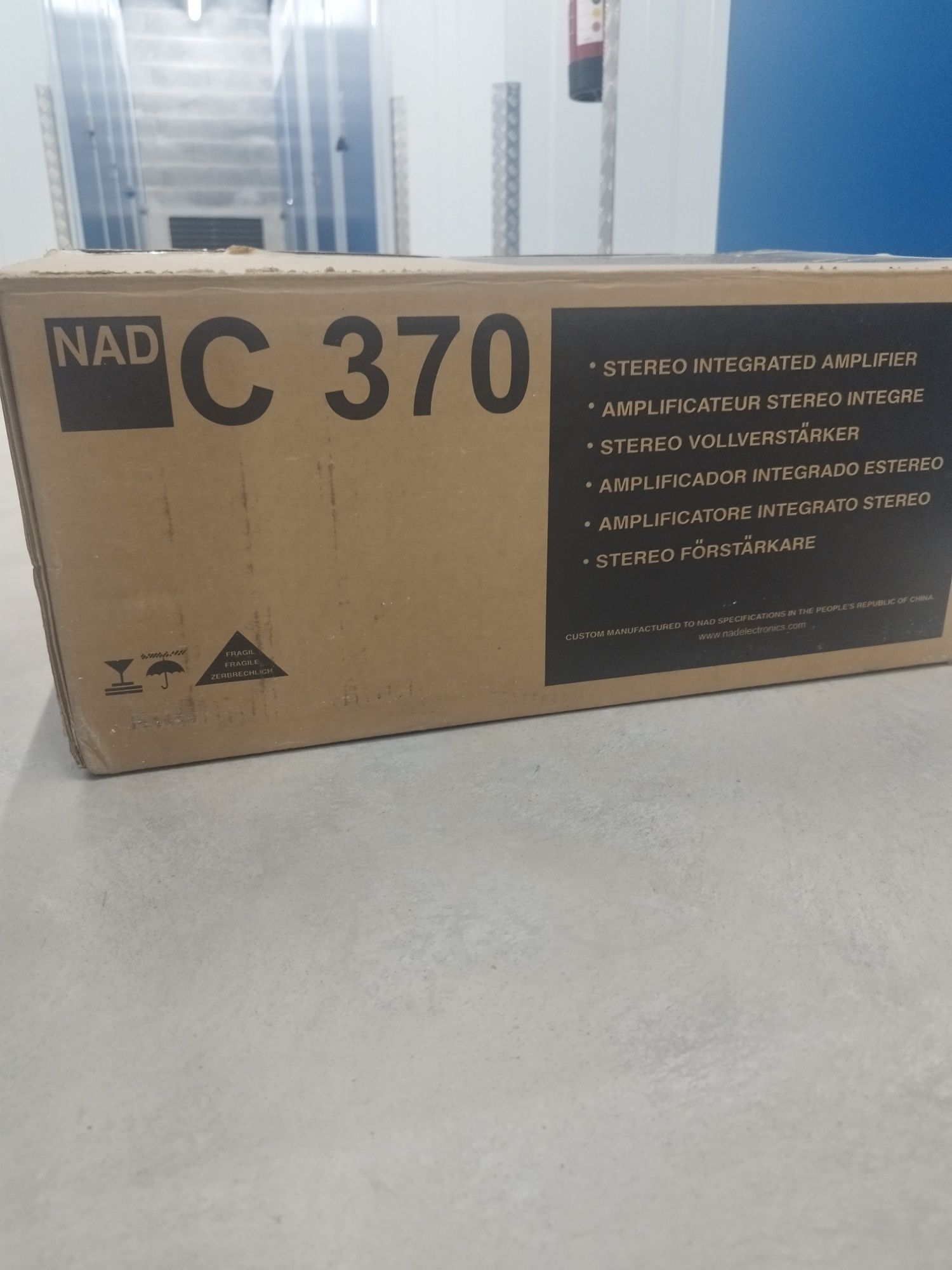 Amplificador NAD C 370