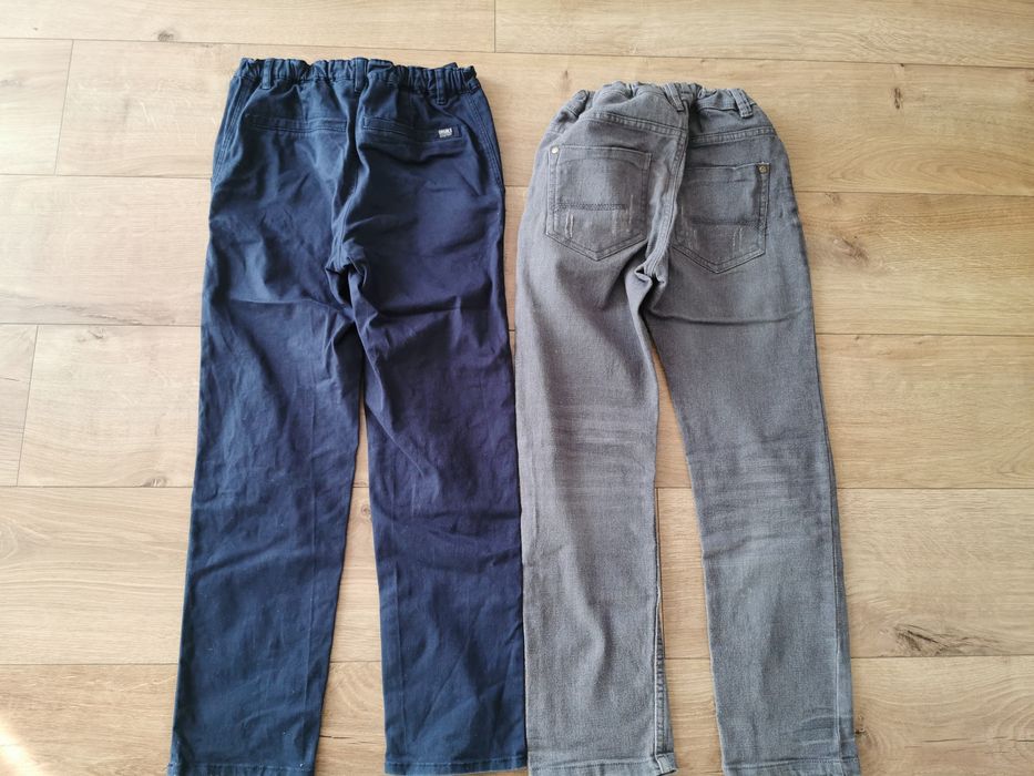 Spojenie granatowe eleganckie H&M i szare jeansowe rozmiar 146