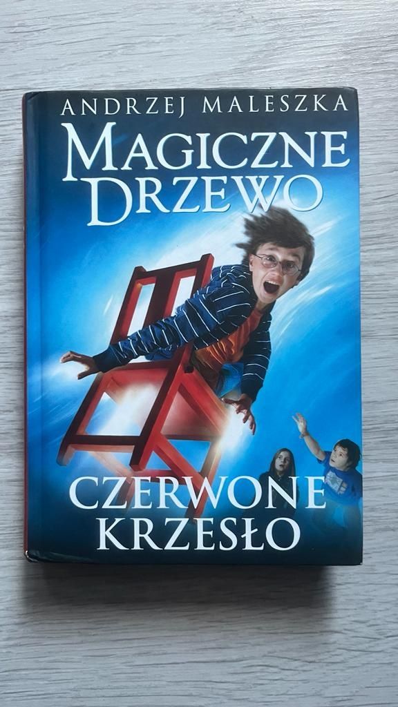 magiczne drzewo czerwone krzesło mikołajek o psie który jeździł koleją