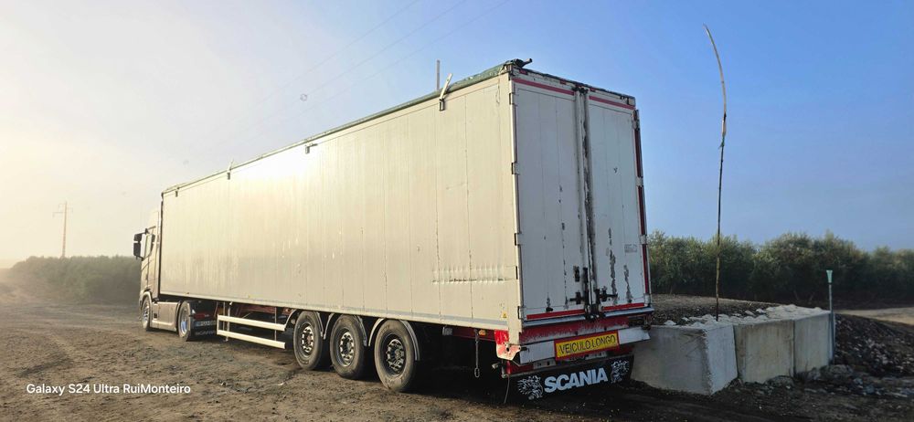 Semi reboque piso movel 93m³