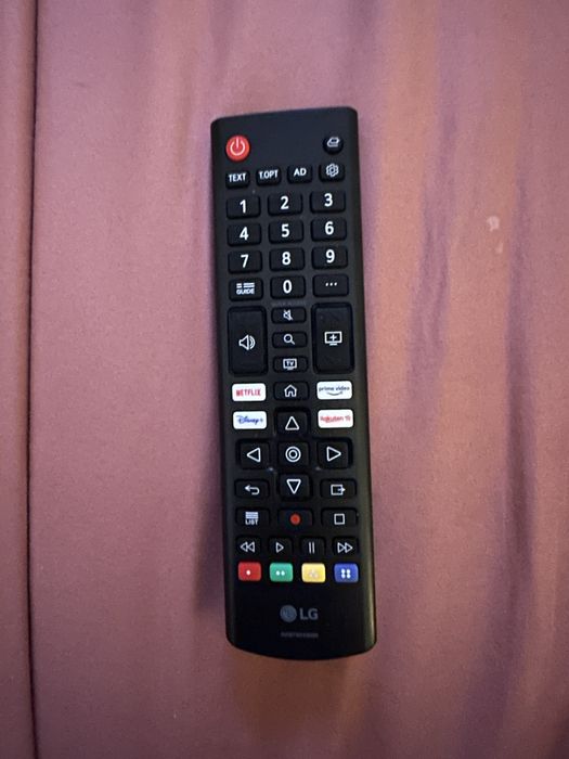 TV LG 43UR74006LB (LED - 43'' URGENTE PARA DESOCUPAR