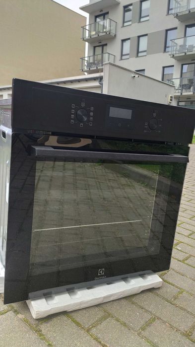 Piekarnik do zabudowy. Stan idealny!