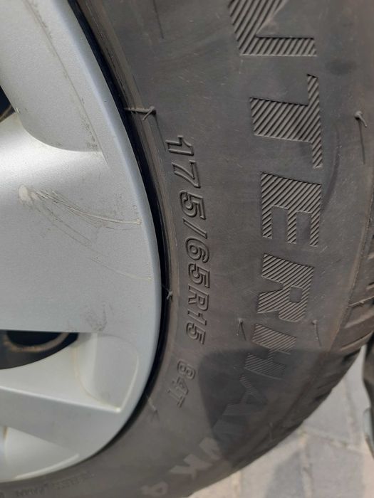 Opony firestone winterhawk 4 175 65 r15
