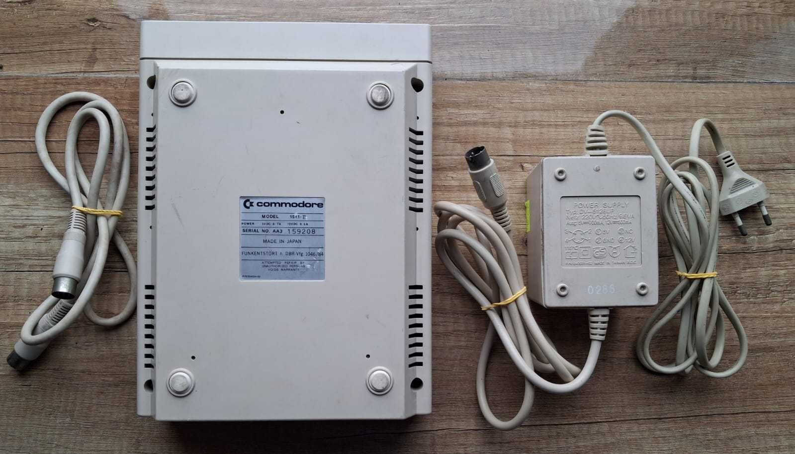 Stacja dyskietek dysków Commodore 64 1541-II prezent DZIAŁA