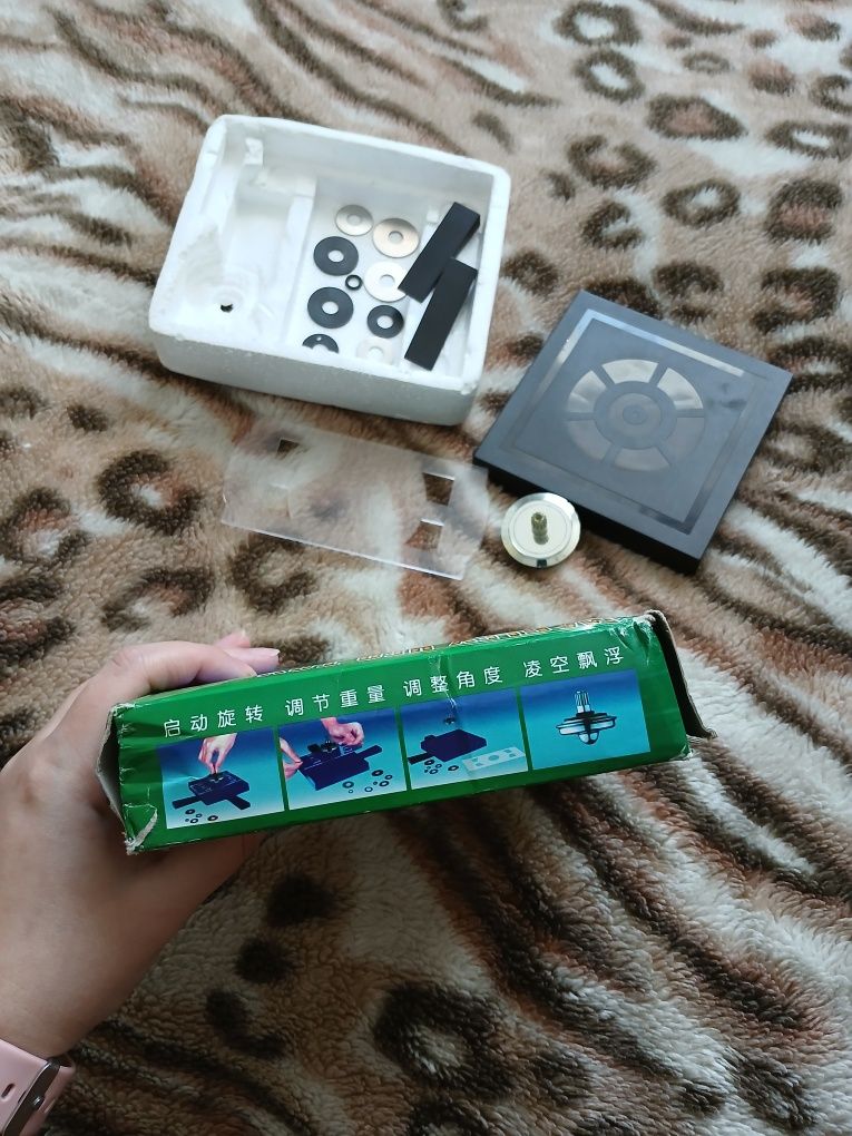 Maglev ufo toy, magnetyczna zabawka ufo.