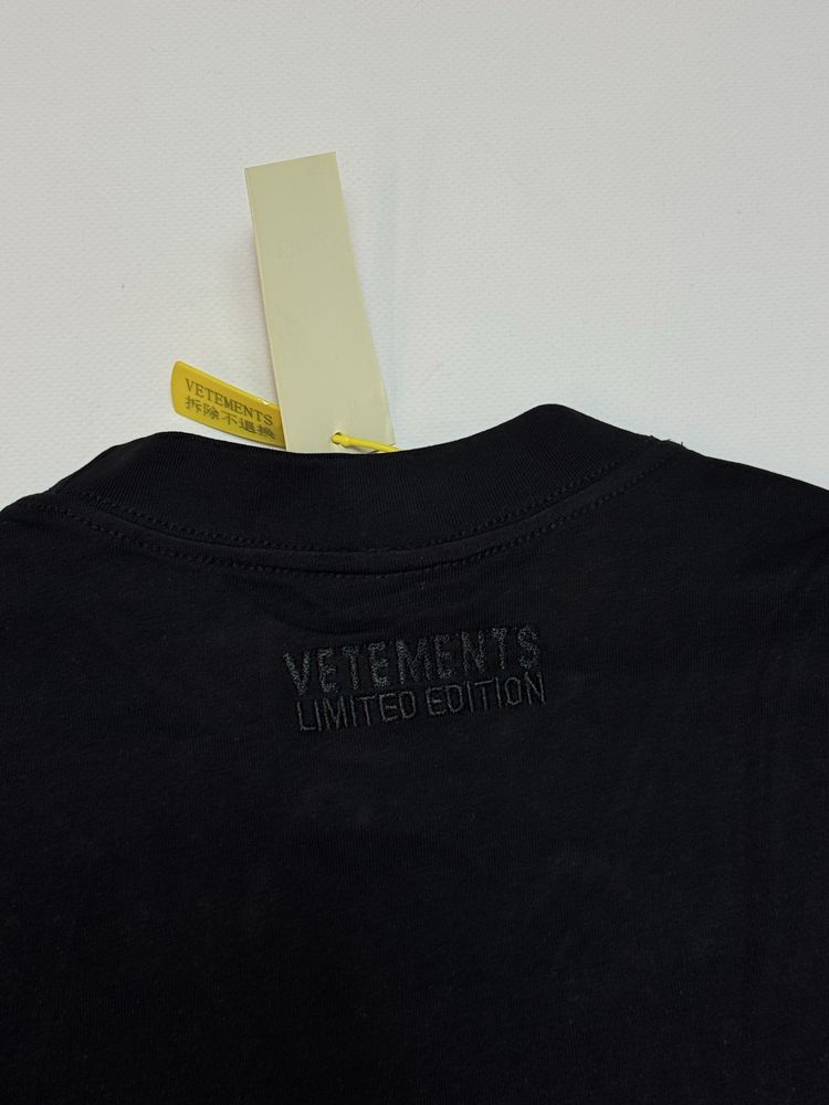 Футболка Vetements Basic Logo M L