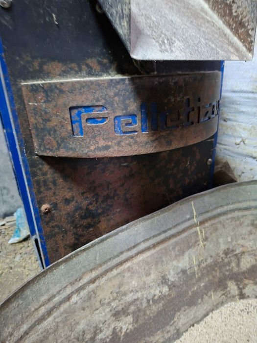 Продам гранулятор 250 7.5 клв