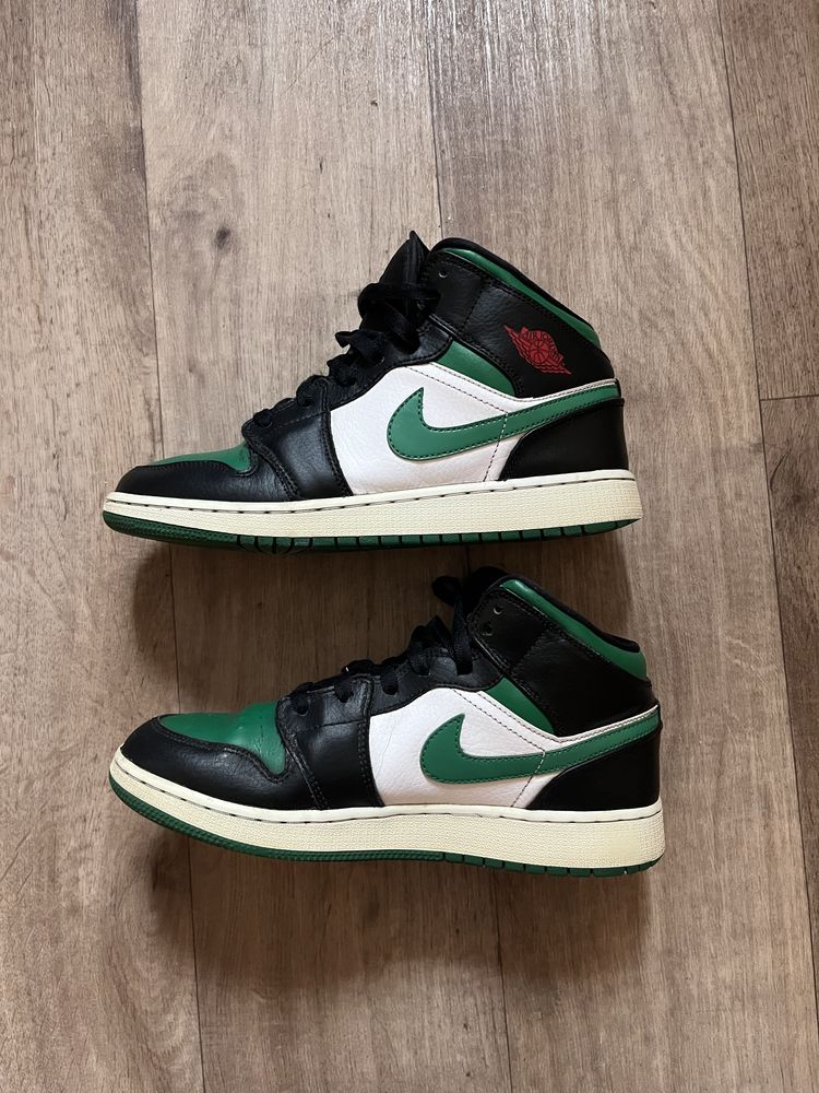 Nike Air Jordan 1 Mid Pine Green Toe buty