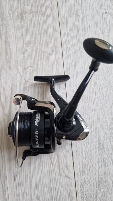 Kołowrotek spinningowy