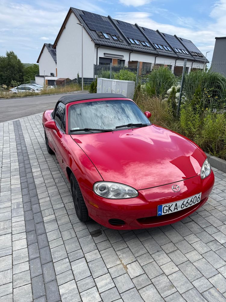 Mazda MX-5 NB 2002 1.6 – 170 000 km + Hardtop