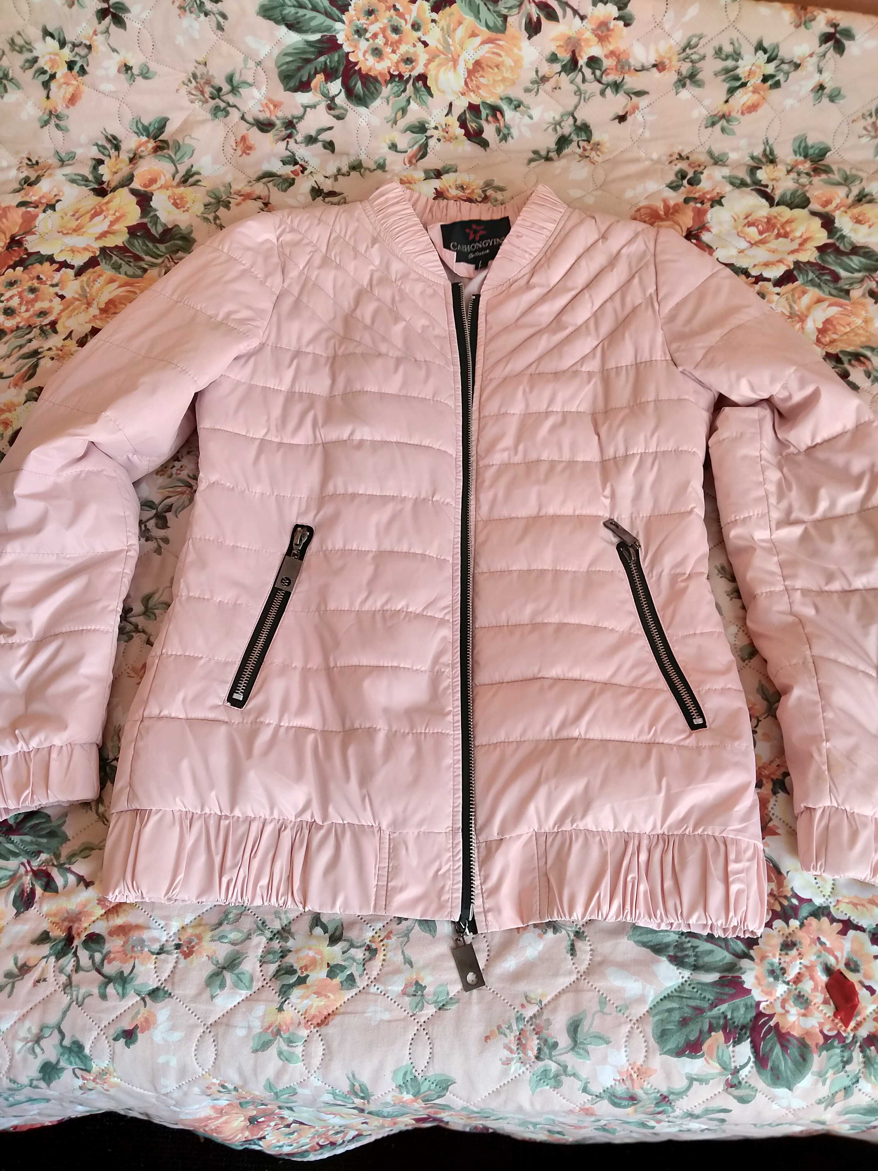 Курточка жіноча осінь-весна б/у, стан ідеальний, розмір L