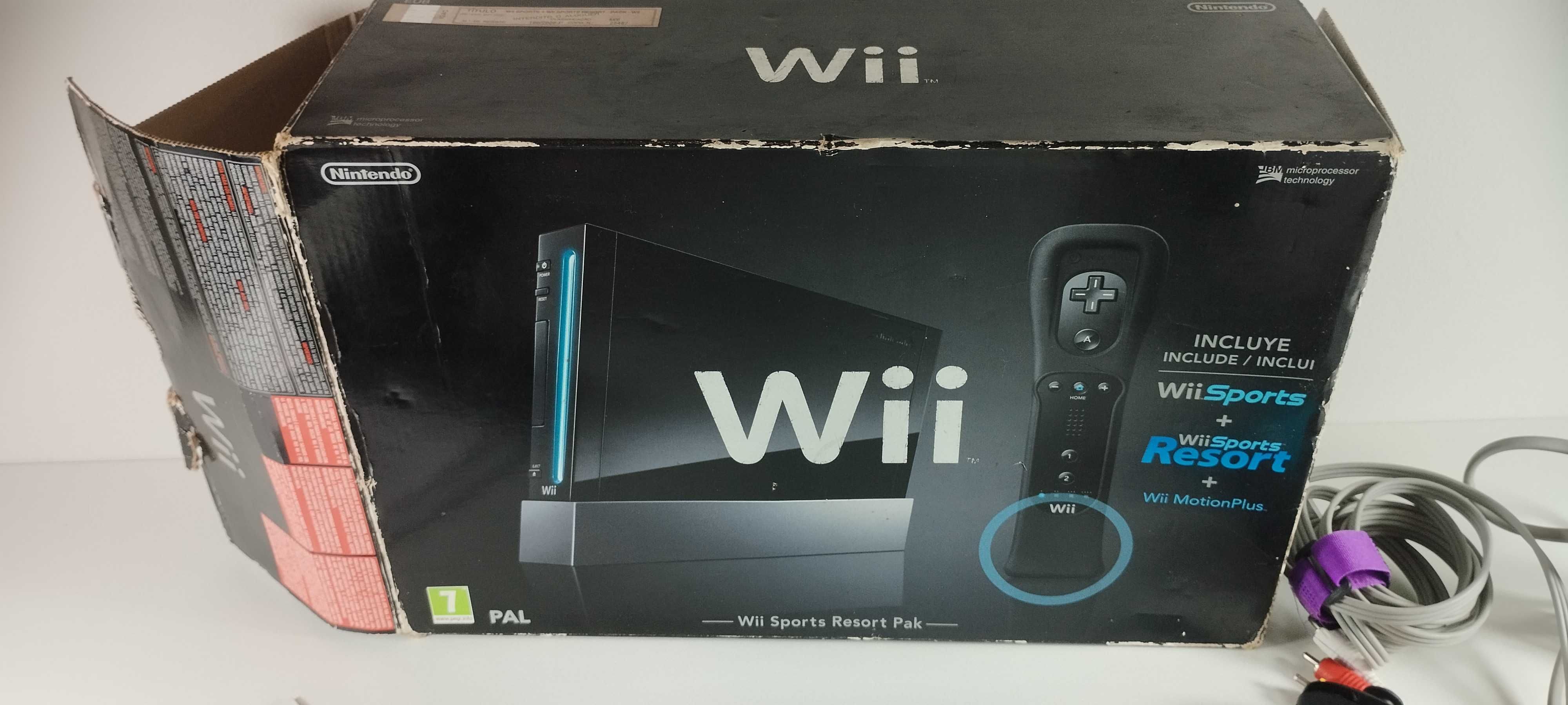 Nintendo Wii com caixa e acessórios