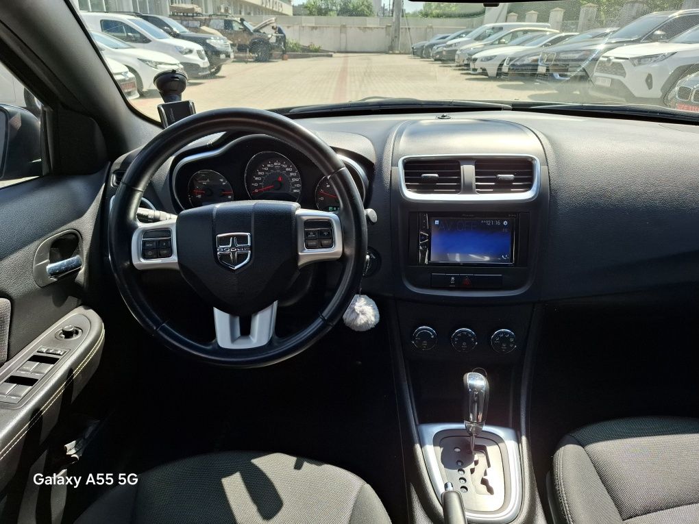 Dodge Avenger SXT 2013