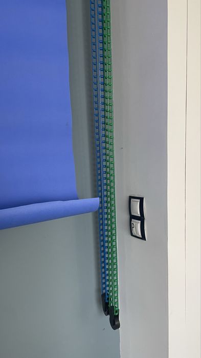 Suporte de parede para telas chroma key + 4 rolos