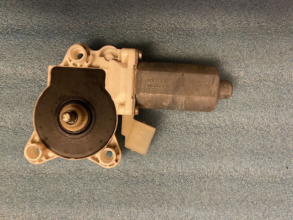 Моторчики склопідйомників, стіклопідйомників, Мерседес