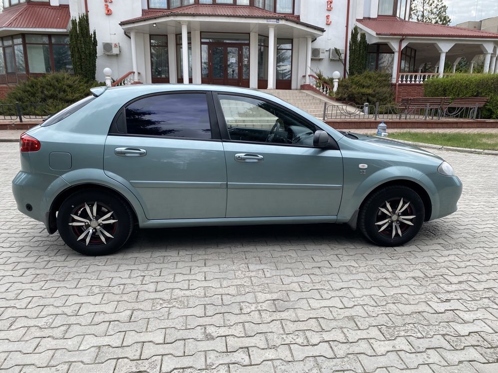 Продам Chevrolet Lacetti