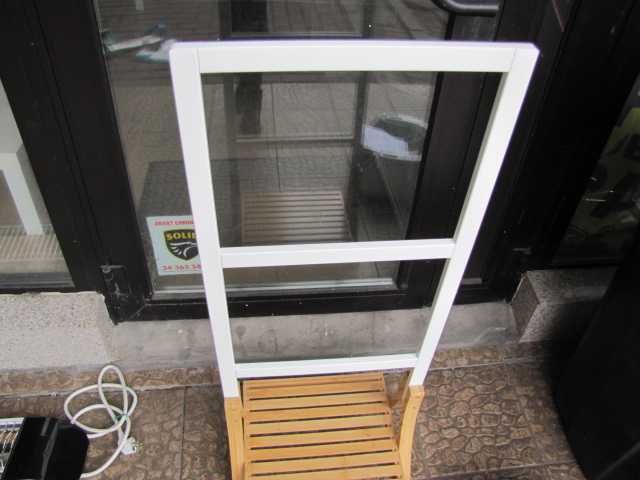 Relaxdays Wieszak na ręczniki stojący z 3 drążkami łazienkowy