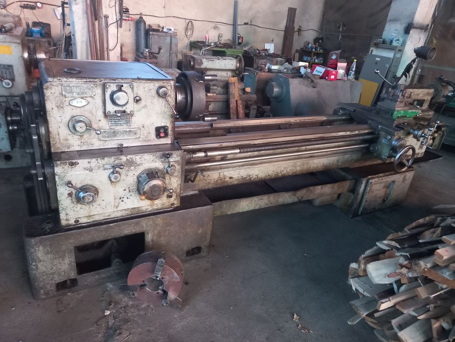 Токарний верстат 16к25 старіший аналог 1а625 рмц 2 метра